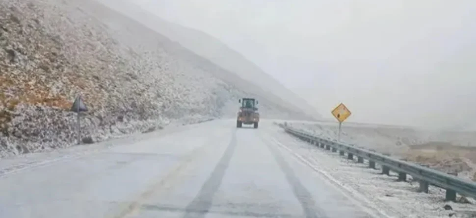 Rutas nevadas nieve en las rutas