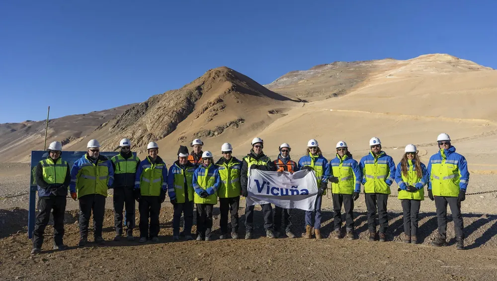 mas-trabajadores-josemaria