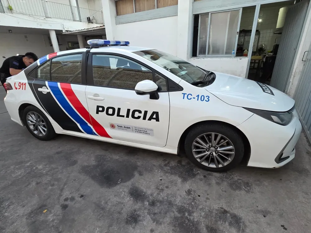 Móvil - Patrullero, policía
