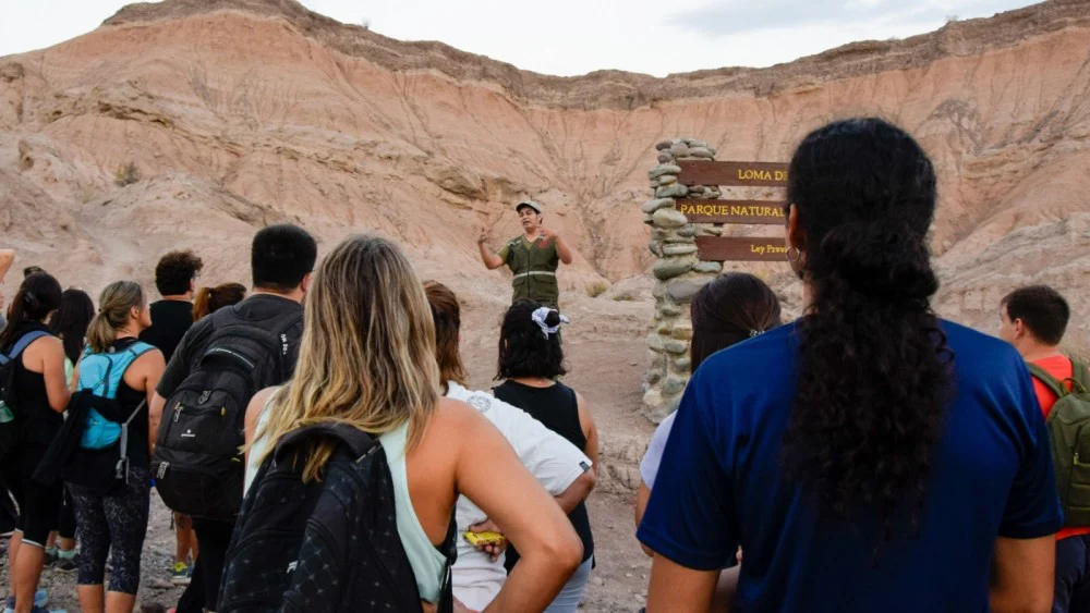 5c4f265feb654f4e048c1dafad9ca933_XL