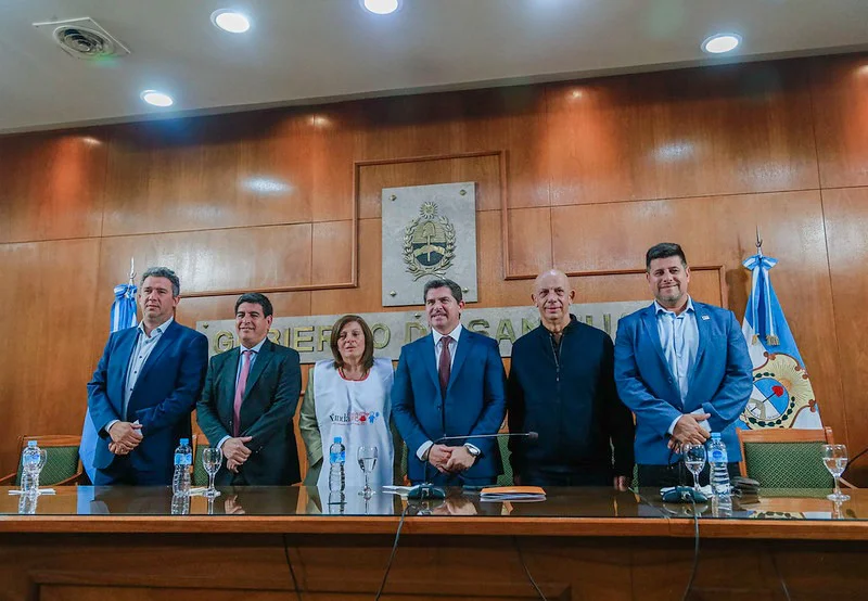 Orrego presentó el Ironman, juntoa Romero, Tabachnick y Cerimedo