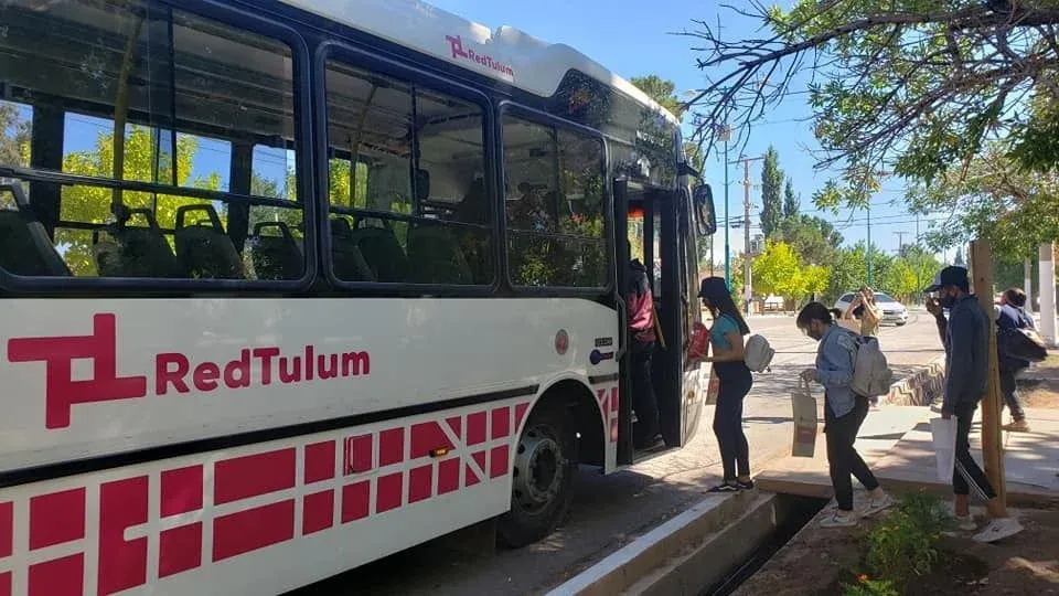 red tulum
