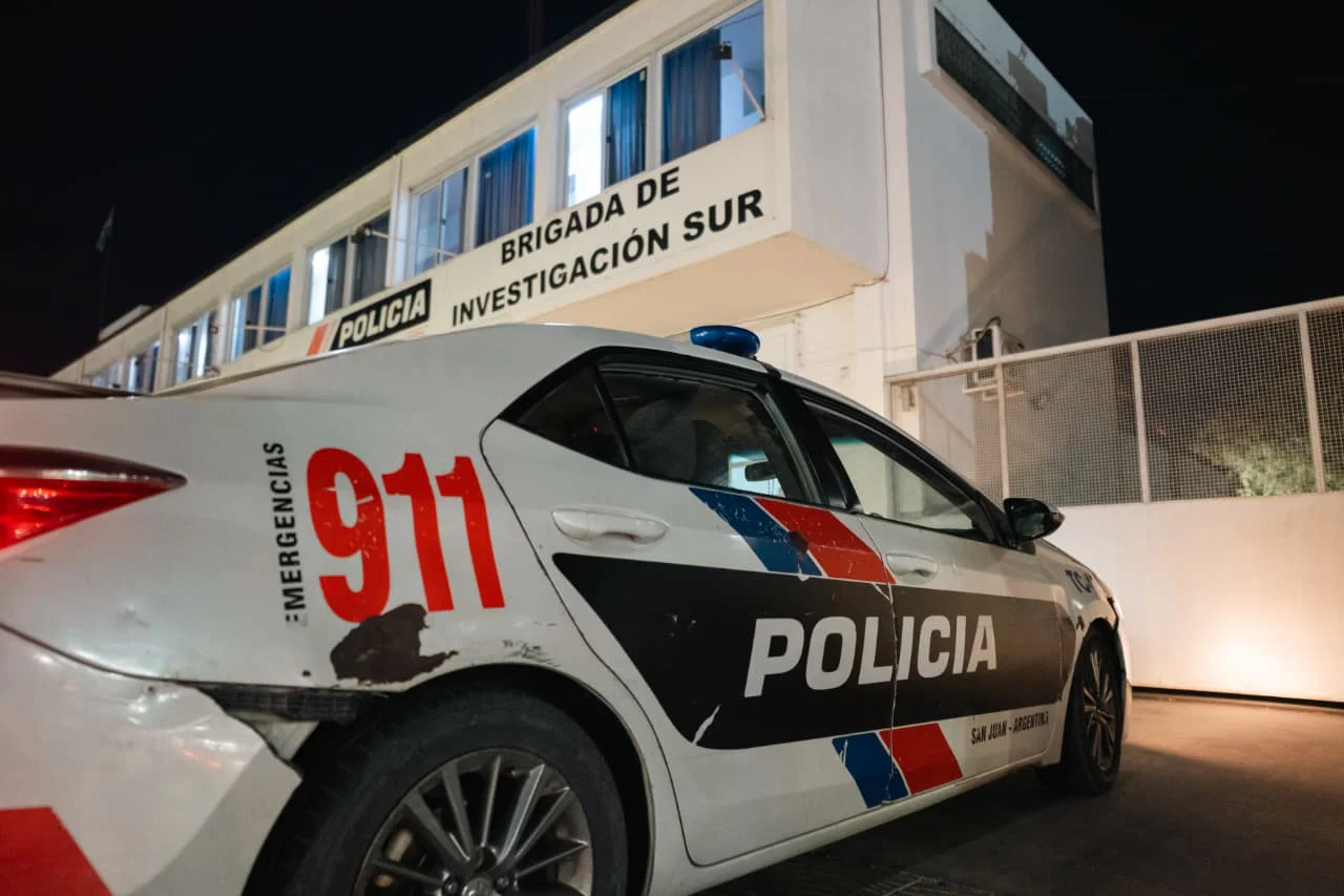 patrullero policia despliegue operativo control comisaría (1)